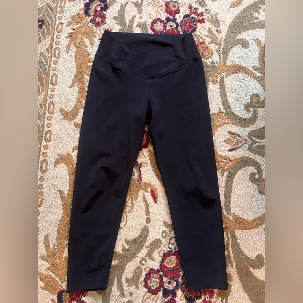 V cut women’s large yoga pants